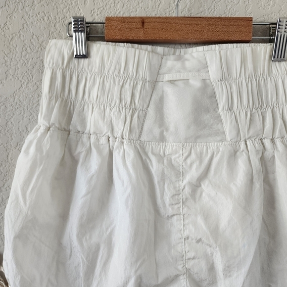 Free People Movement The Way Home Shorts Optic White Running Yoga Athletic M - Picture 9 of 13